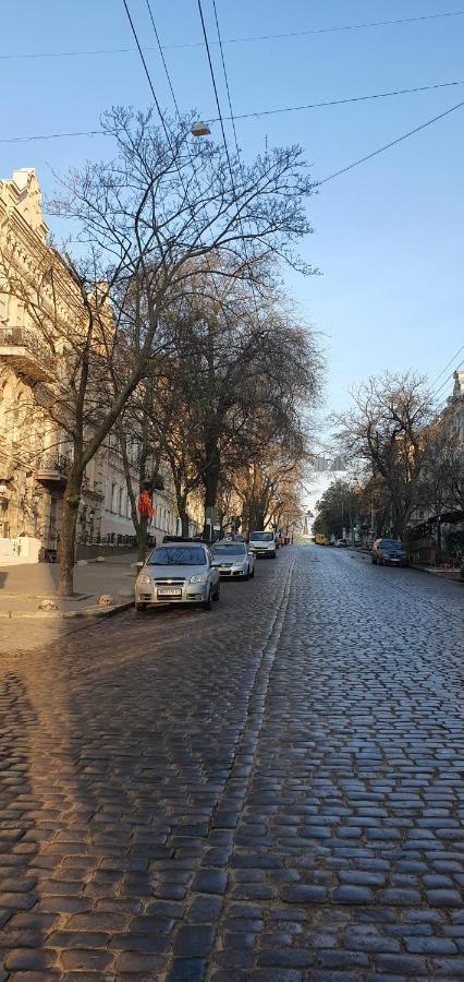 Апартаменты На Греческой Odessa Extérieur photo